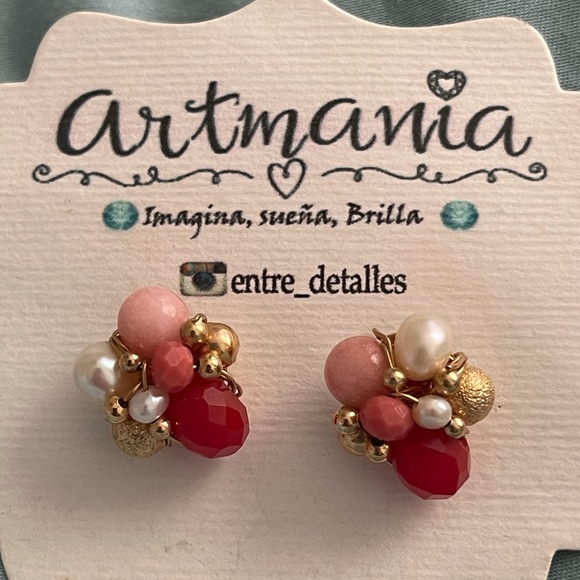 Unique Stud Earrings - Picture 2 of 4